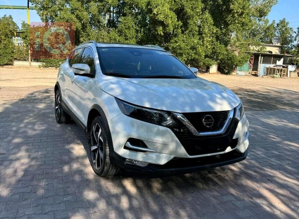 نيسان روج سبورت